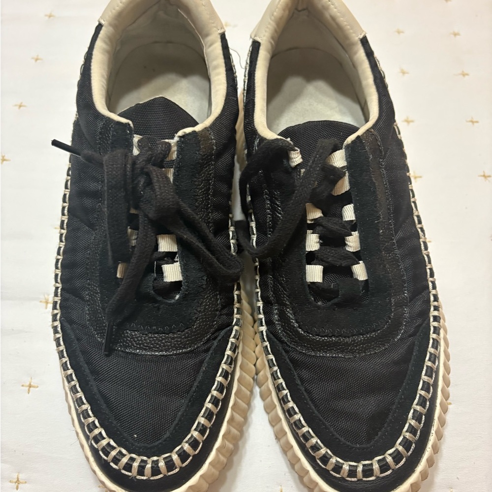 Dolce Vita Stylish Black and Cream Womens tennis shoes